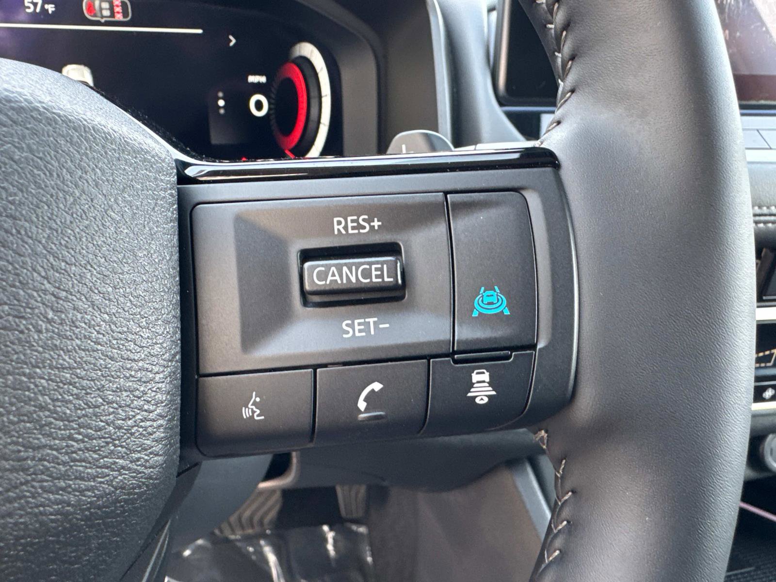 Used 2026 Nissan Rogue SL image 29