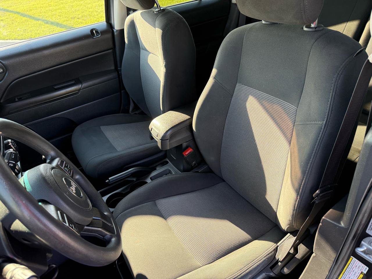 Used 2017 Jeep Patriot Sport w/ Power Value Group image 12