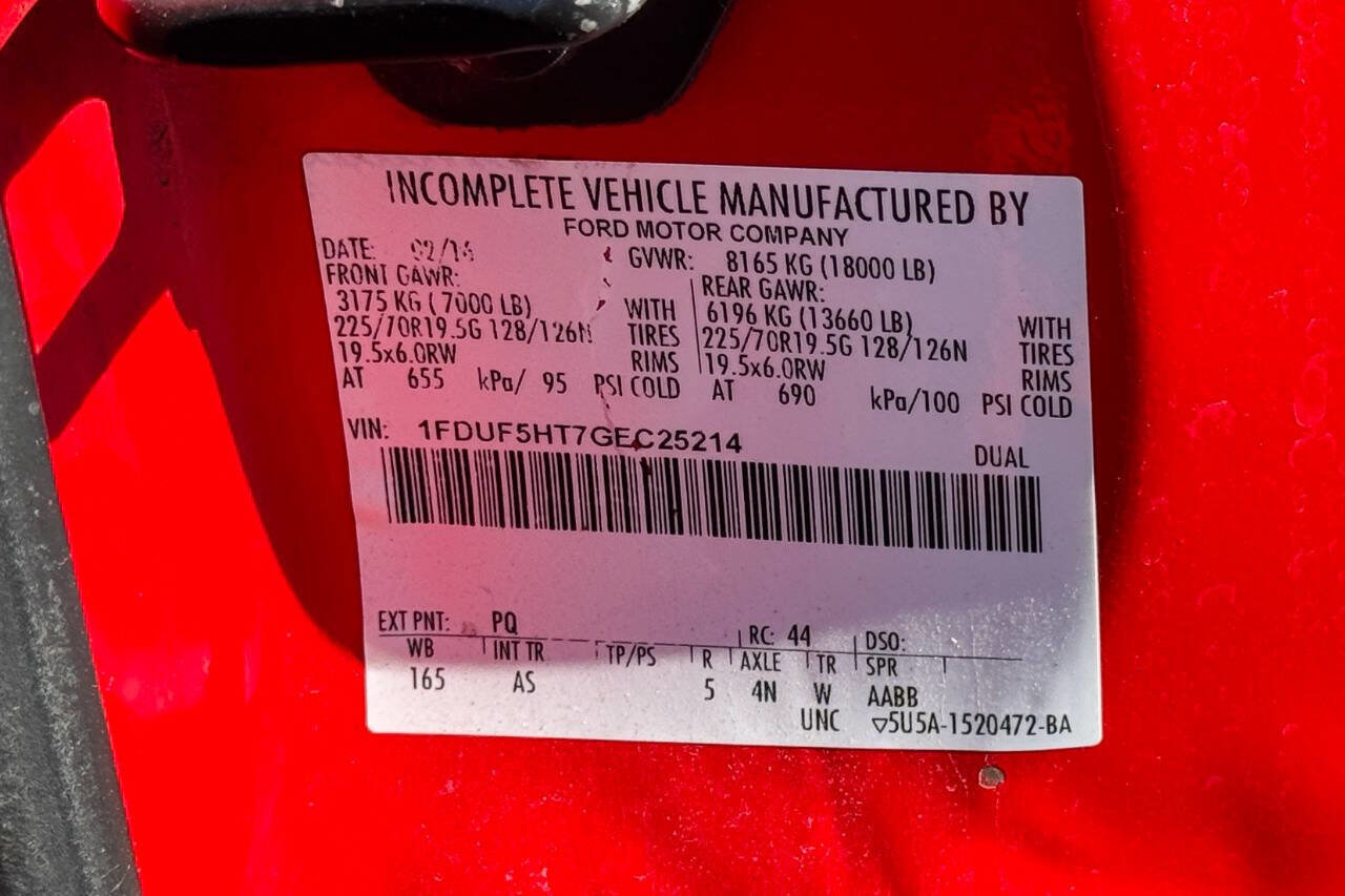 Used 2016 Ford F550 4x4 Regular Cab Super Duty w/ Power Equipment Group image 27