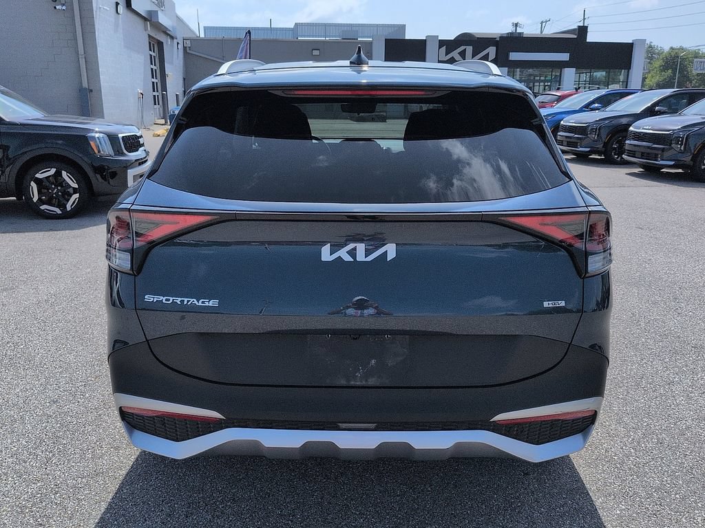 Used 2023 Kia Sportage EX AWD/4WD image 6