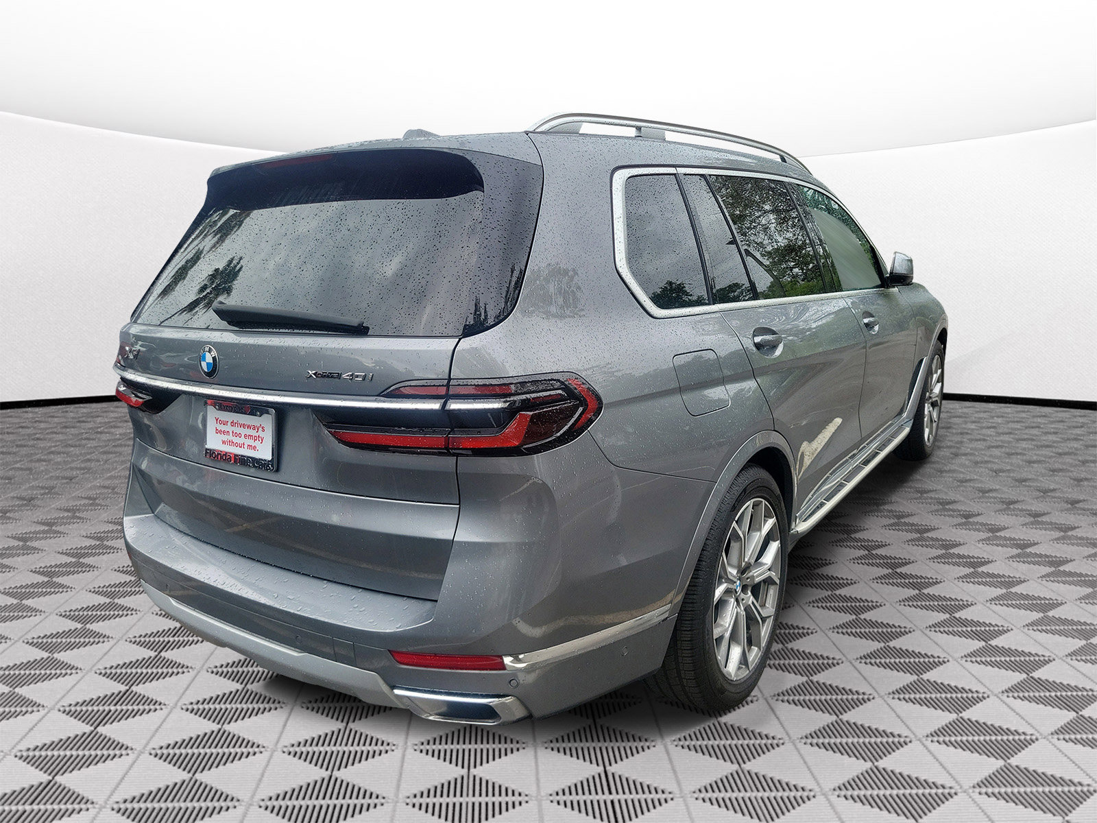 Used 2024 BMW X7 xDrive40i image 4