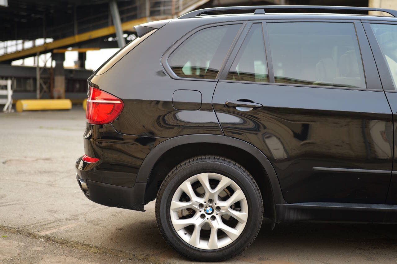 Used 2011 BMW X5 xDrive35i AWD/4WD image 19