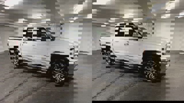 Certified 2018 GMC Sierra 1500 SLT image 2