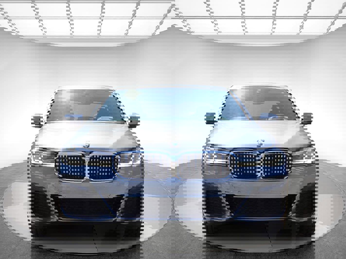 Used 2021 BMW 530i w/ M Sport Package image 2