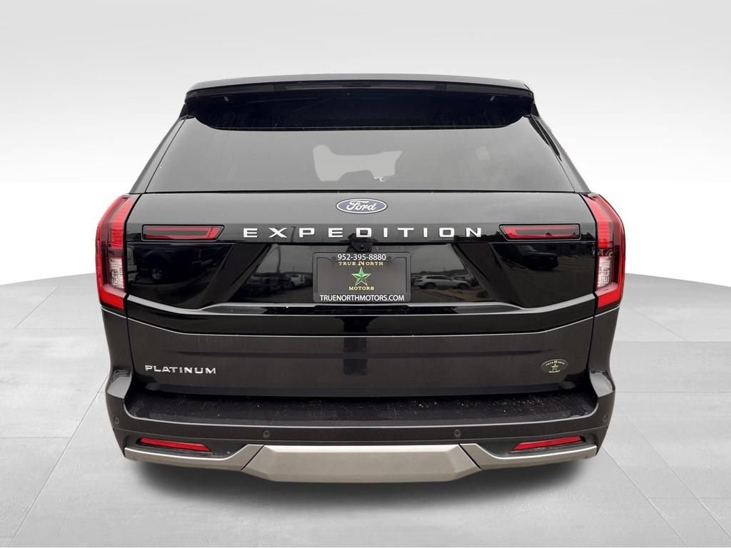 Used 2025 Ford Expedition Platinum w/ Platinum Ultimate Package AWD/4WD image 8