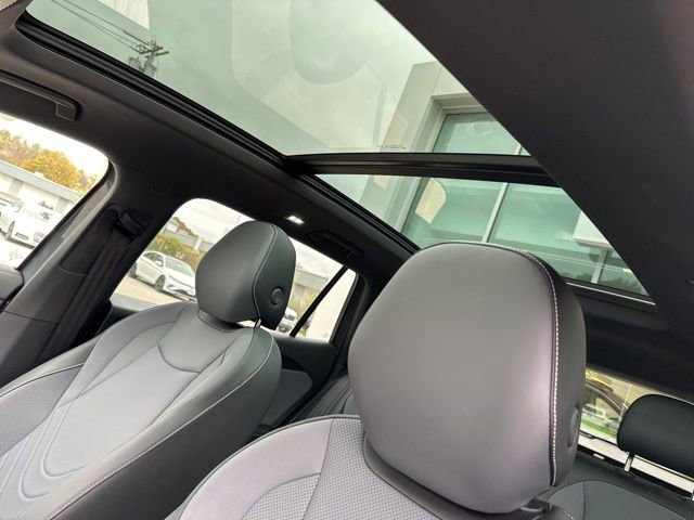 New 2026 Volkswagen Tiguan SE R-Line image 13