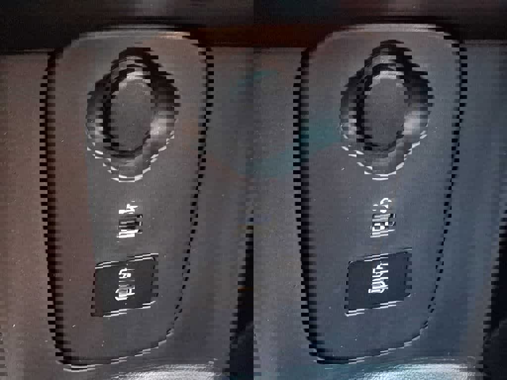 Certified 2024 MINI Cooper S FWD image 22