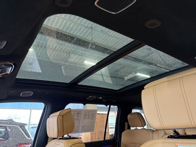 Used 2023 Jeep Grand Wagoneer L Series III w/ HD Trailer Tow Package AWD/4WD image 16