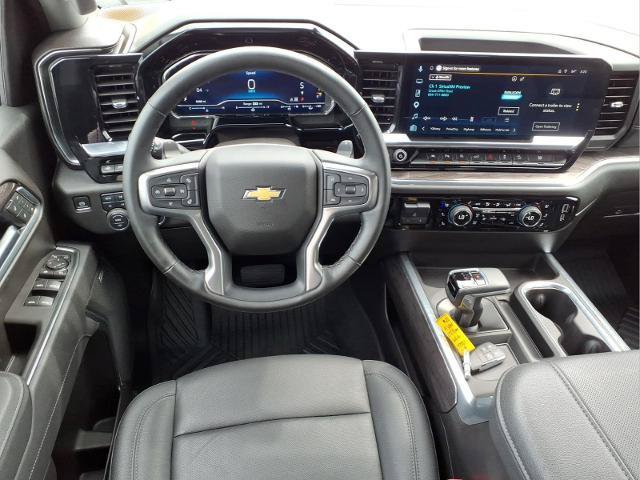Used 2025 Chevrolet Silverado 1500 LTZ AWD/4WD image 11