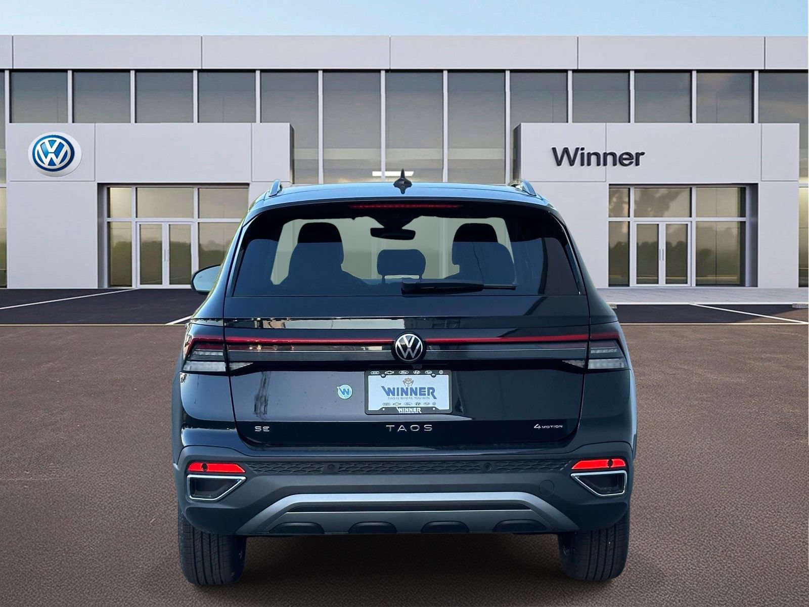 New 2026 Volkswagen Taos SE AWD/4WD image 4
