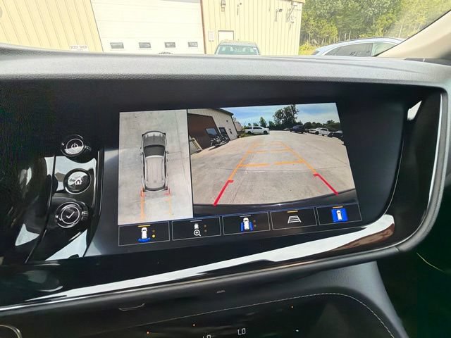 Used 2023 Buick Envision Avenir AWD/4WD image 23