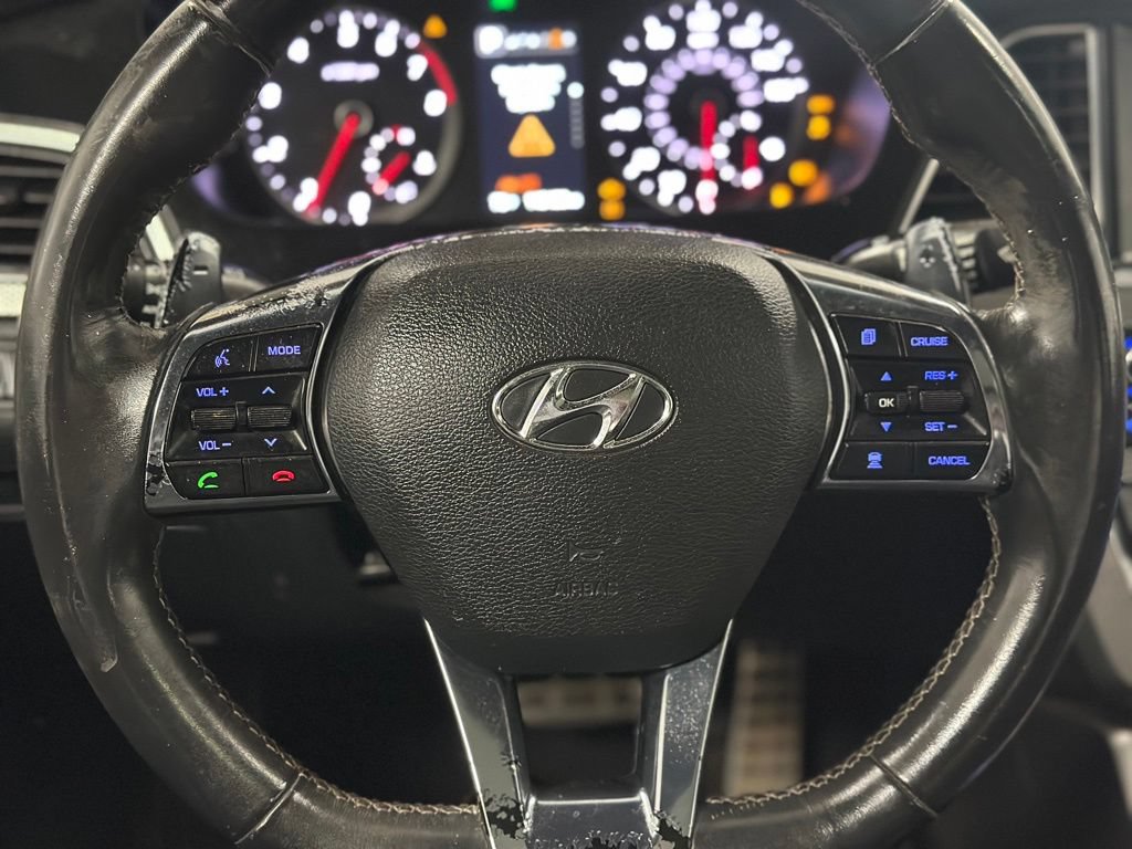 Used 2015 Hyundai Sonata Sport 2.0T w/ Option Group 07 FWD image 4
