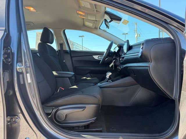 Used 2023 Kia Forte LXS FWD image 14