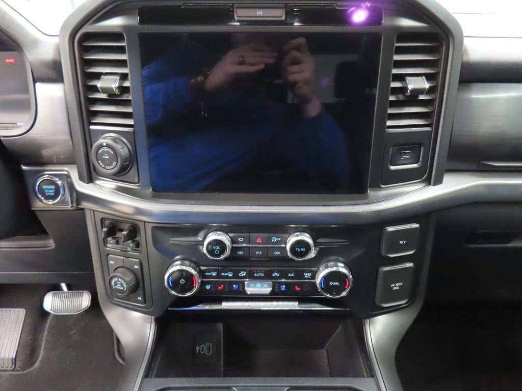 Used 2025 Ford F150 Lariat w/ Bed Utility Package image 13