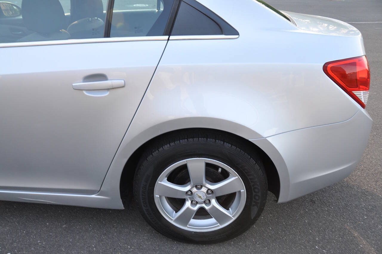 Used 2012 Chevrolet Cruze LS w/ Connectivity Package FWD image 16