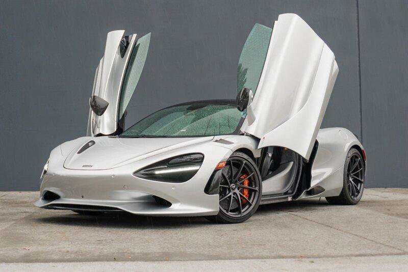 Used 2024 McLaren 750S Spider image 4