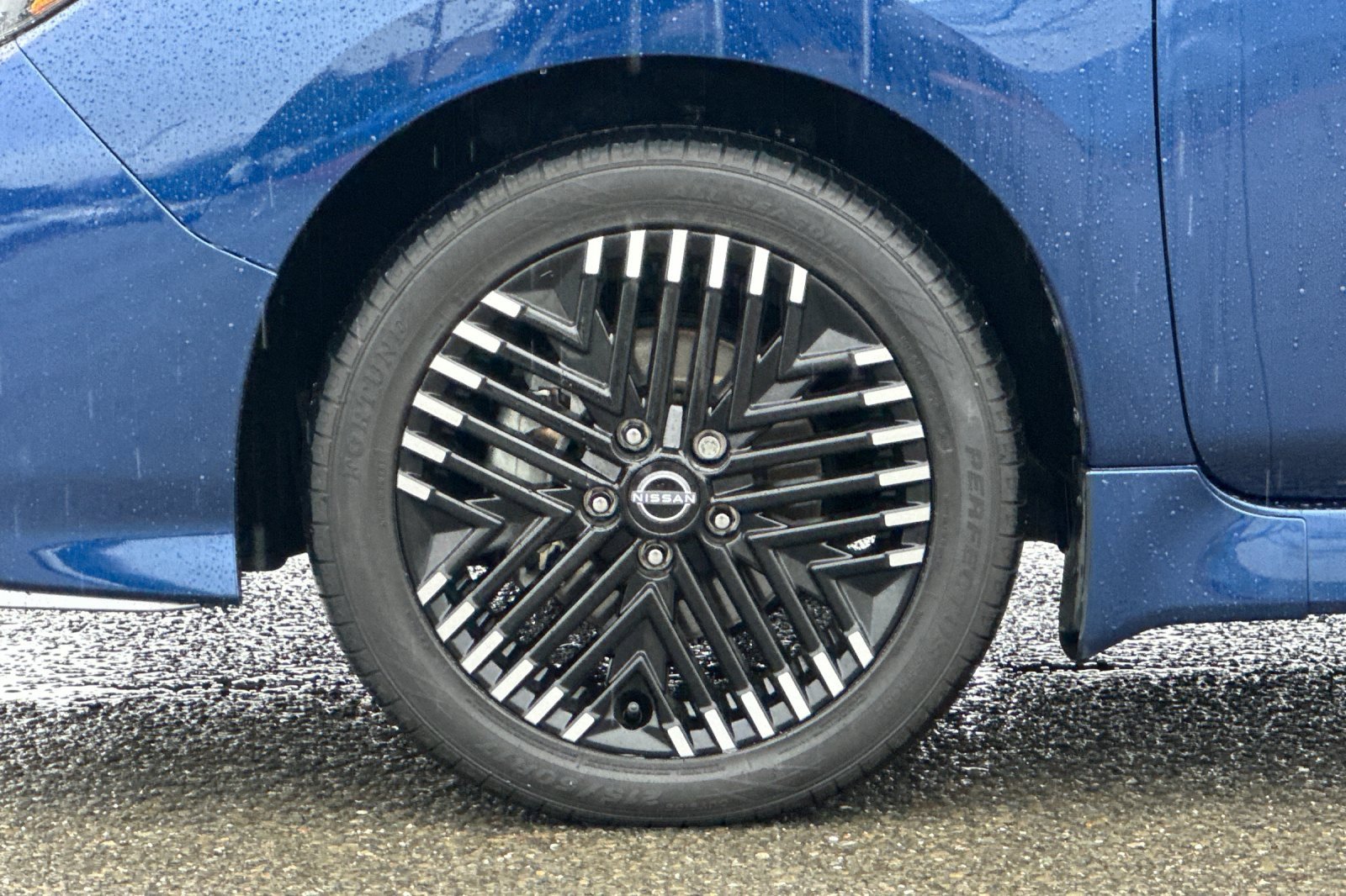 Certified 2024 Nissan Leaf SV Plus image 33