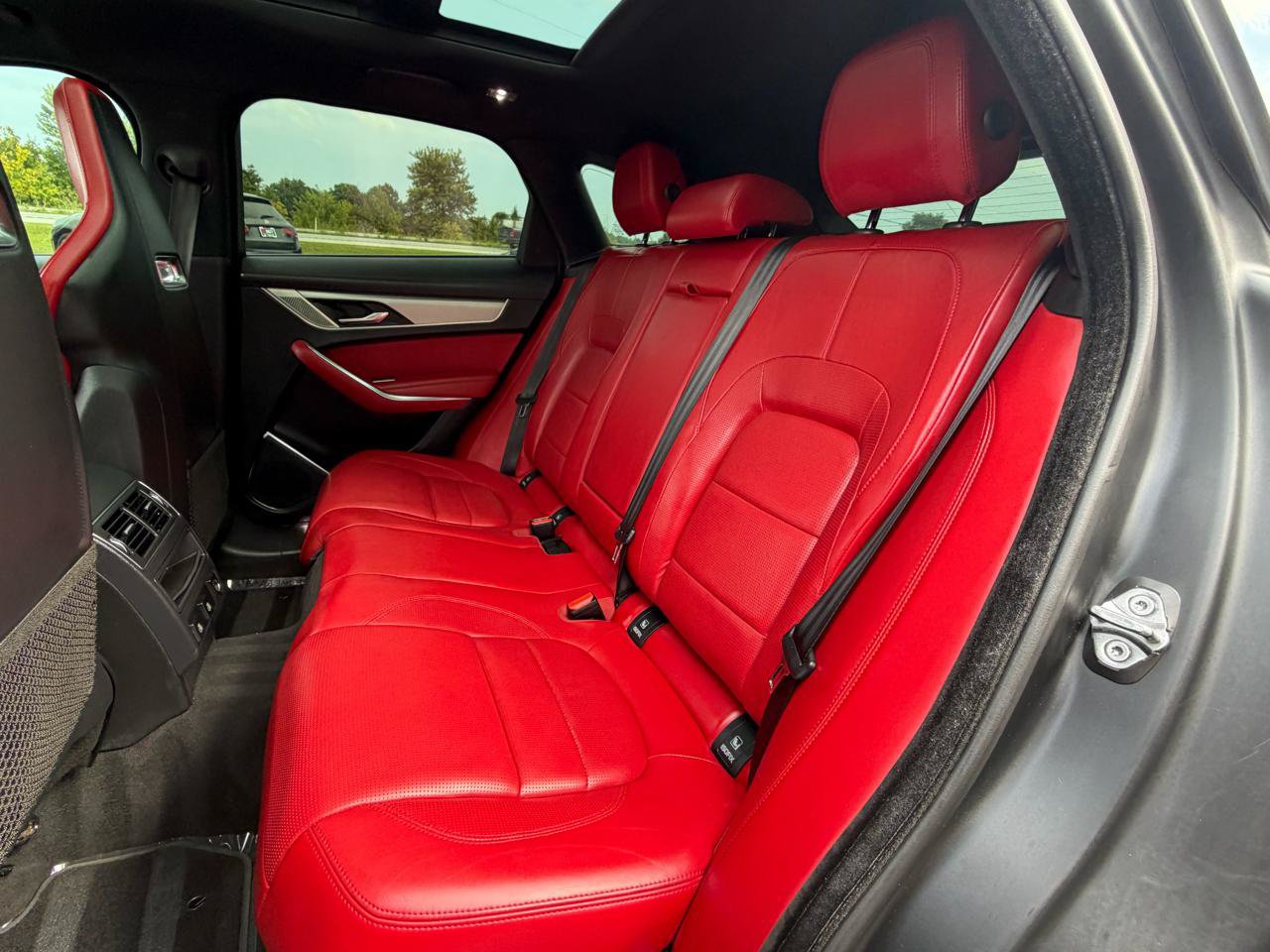 Used 2021 Jaguar F-PACE R-Dynamic S AWD/4WD image 26
