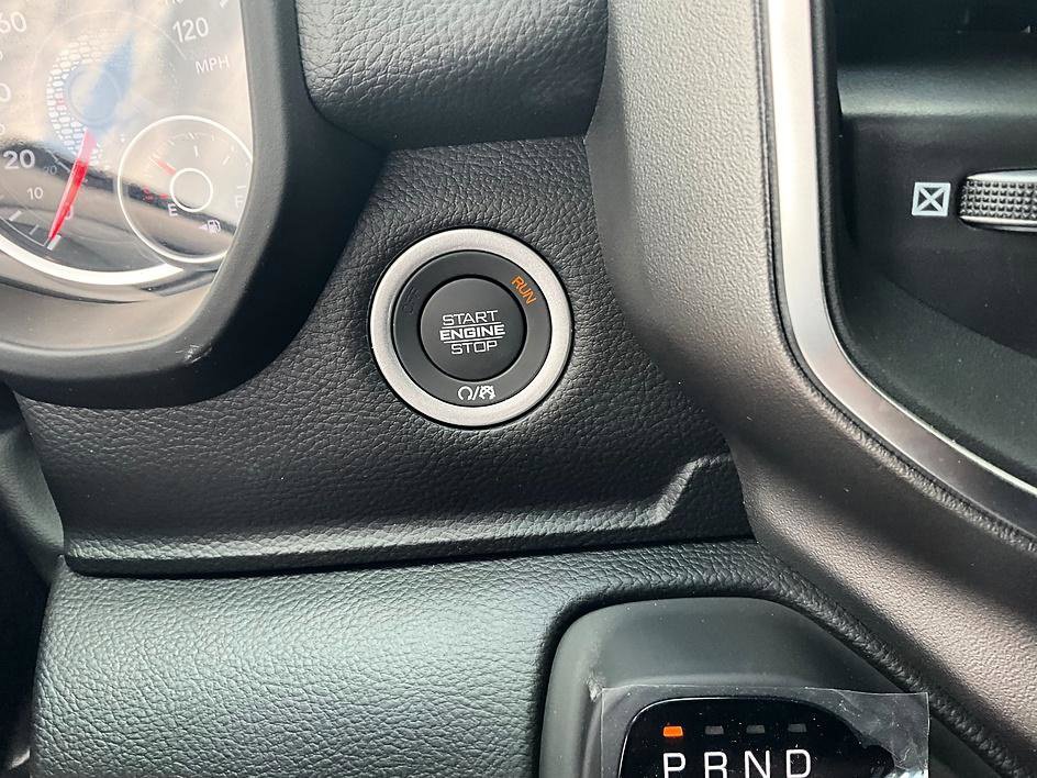 New 2026 RAM 1500 Big Horn w/ Night Edition AWD/4WD image 18