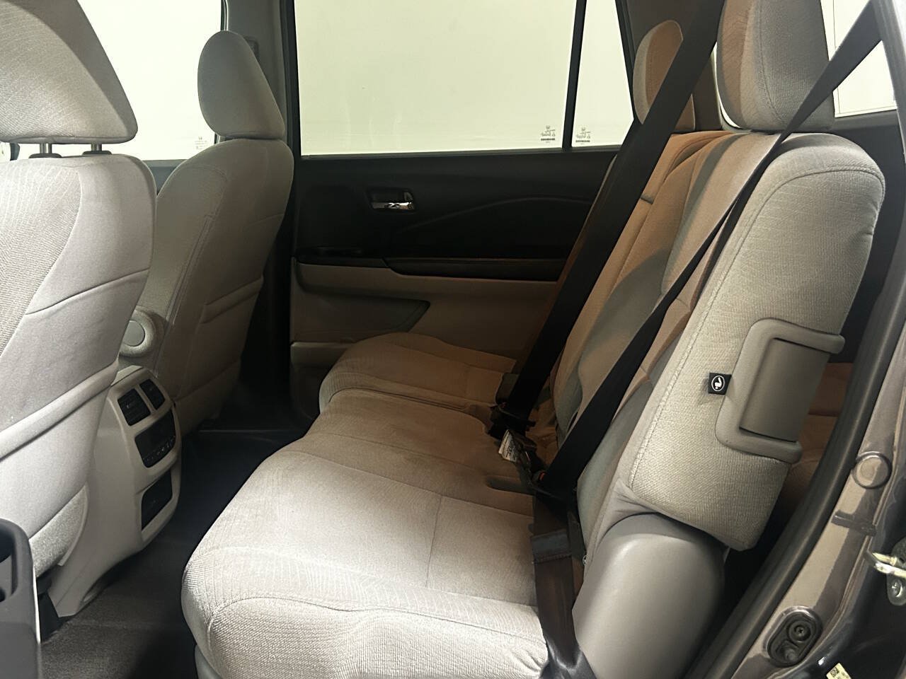 Used 2016 Honda Pilot EX image 32