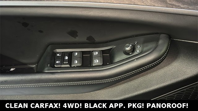 Used 2024 Jeep Grand Cherokee L Limited w/ Black Appearance Package image 10