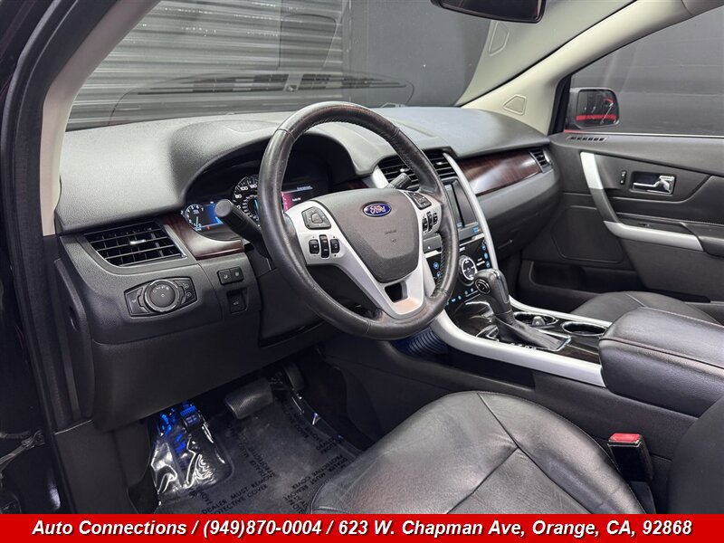 Used 2013 Ford Edge Limited FWD image 11