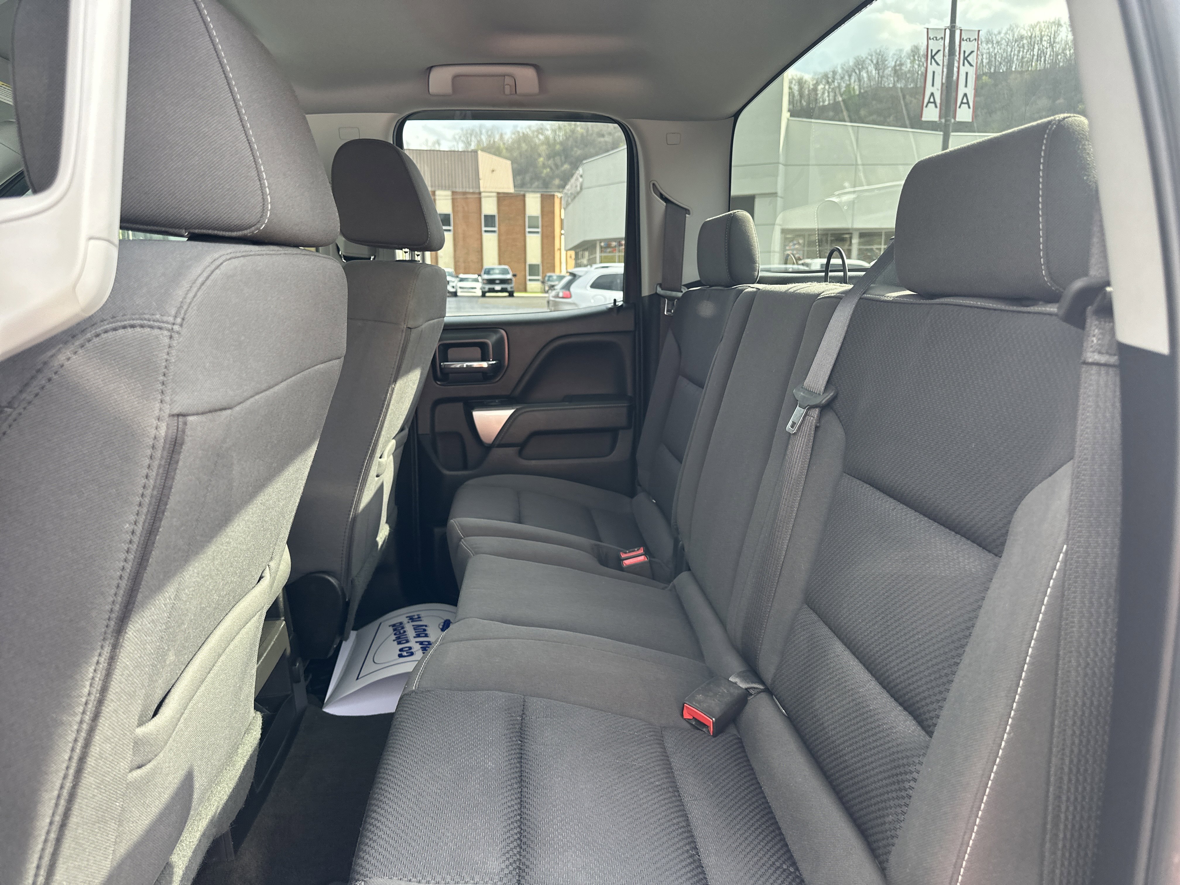 Used 2018 Chevrolet Silverado 1500 LT image 19