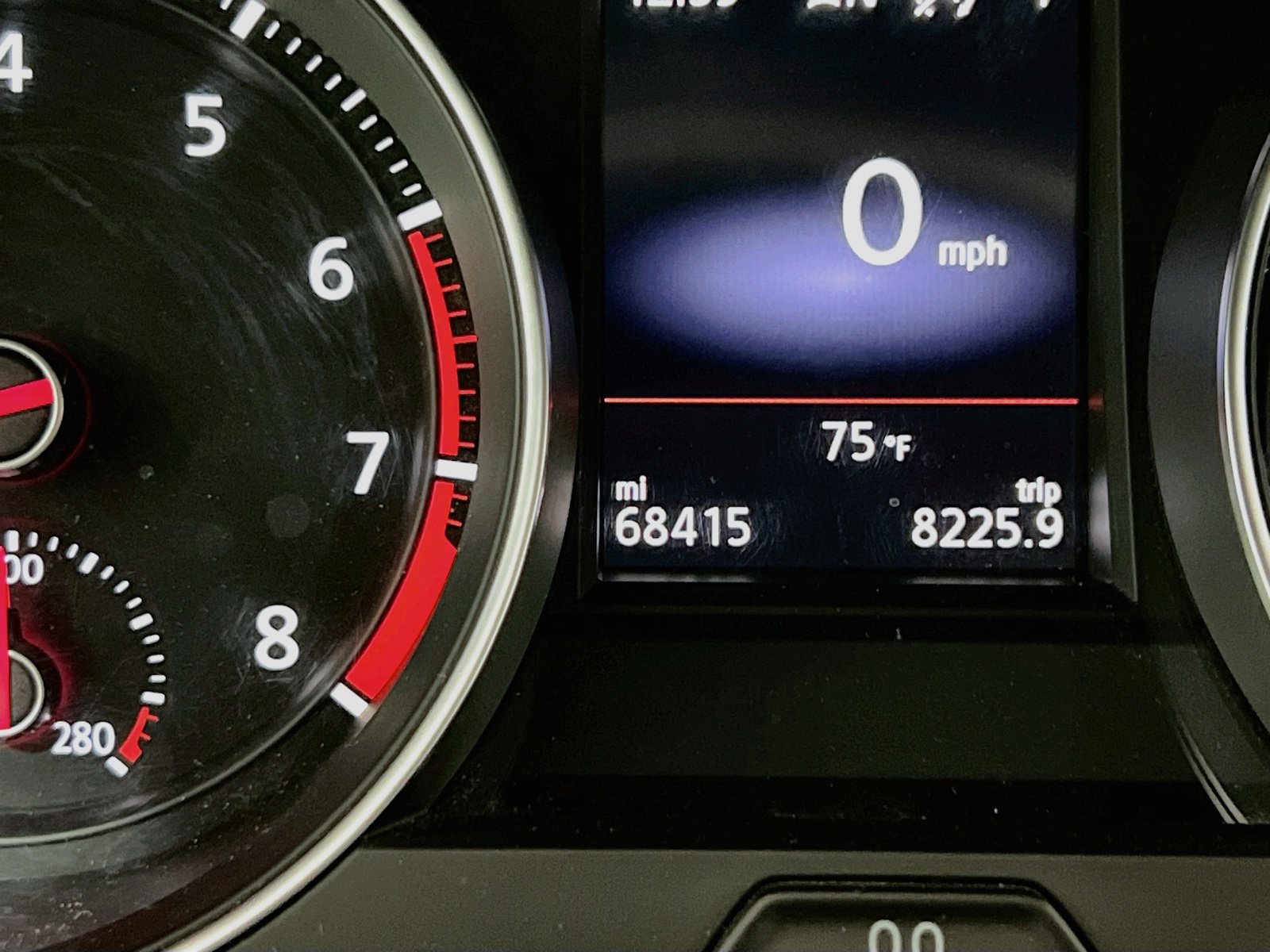 Used 2019 Volkswagen GTI SE w/ SE Experience Package FWD image 8