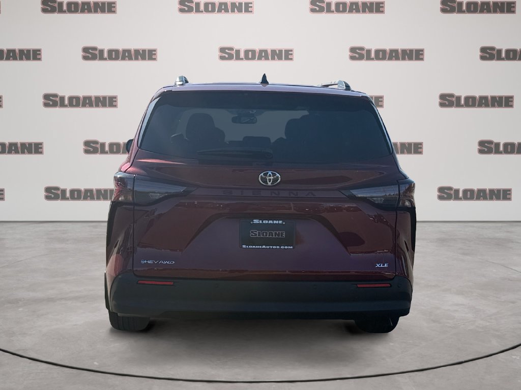 New 2026 Toyota Sienna XLE AWD/4WD image 4