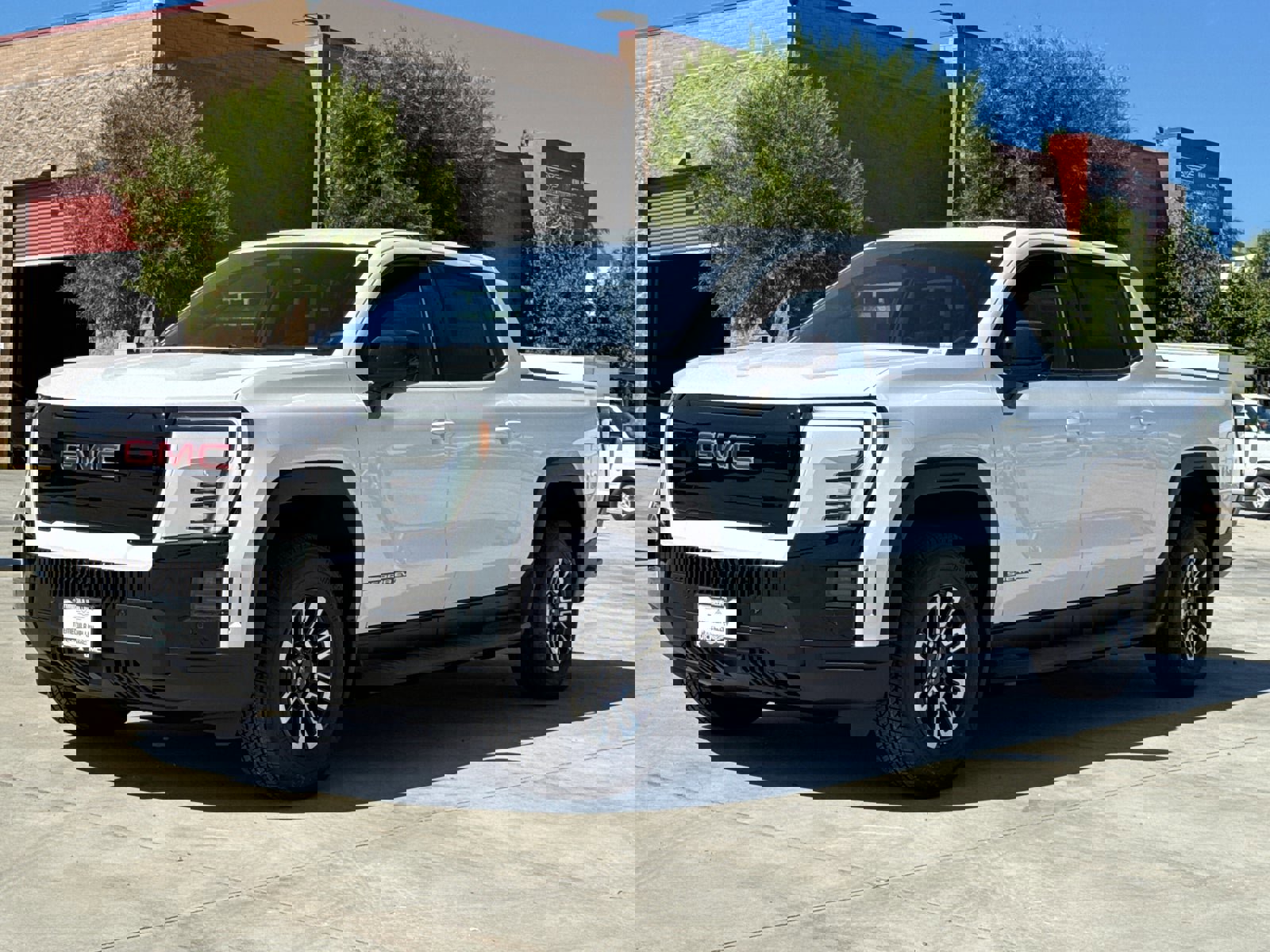 Used 2026 GMC Sierra EV Elevation image 4