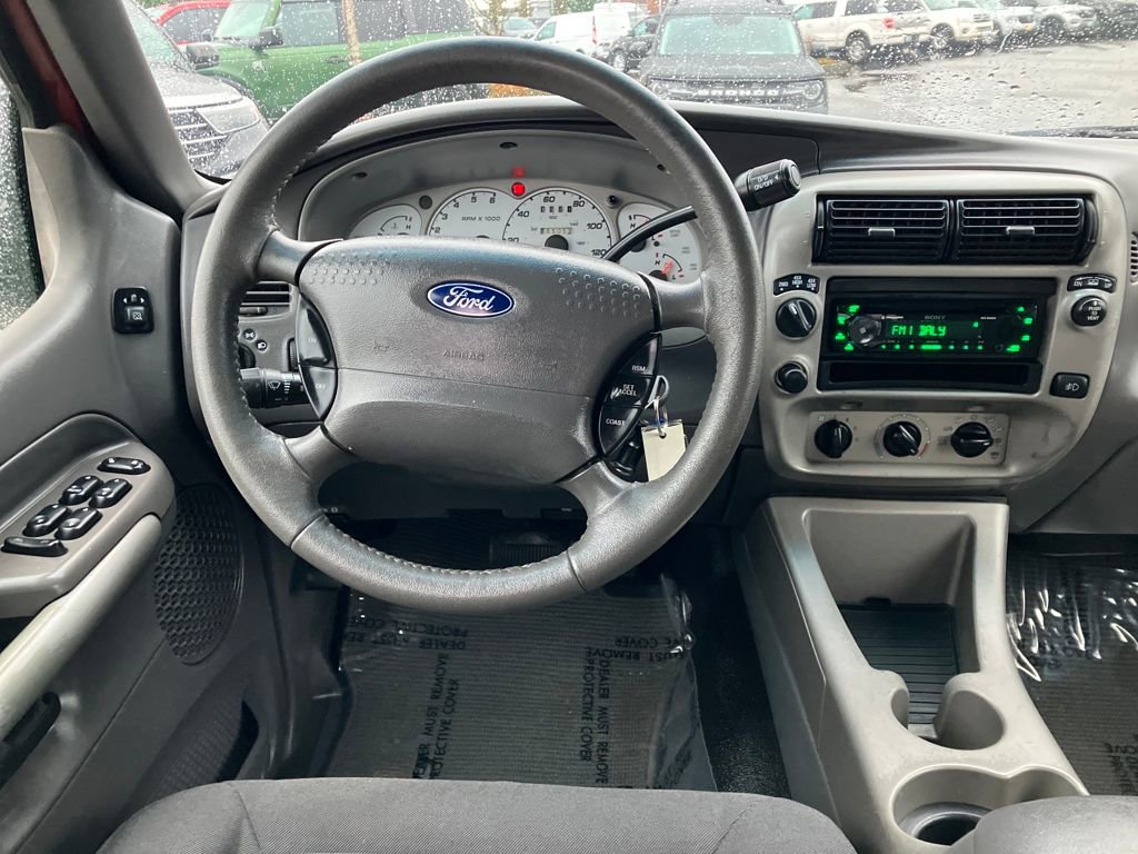 Used 2002 Ford Explorer Sport Trac Base image 7