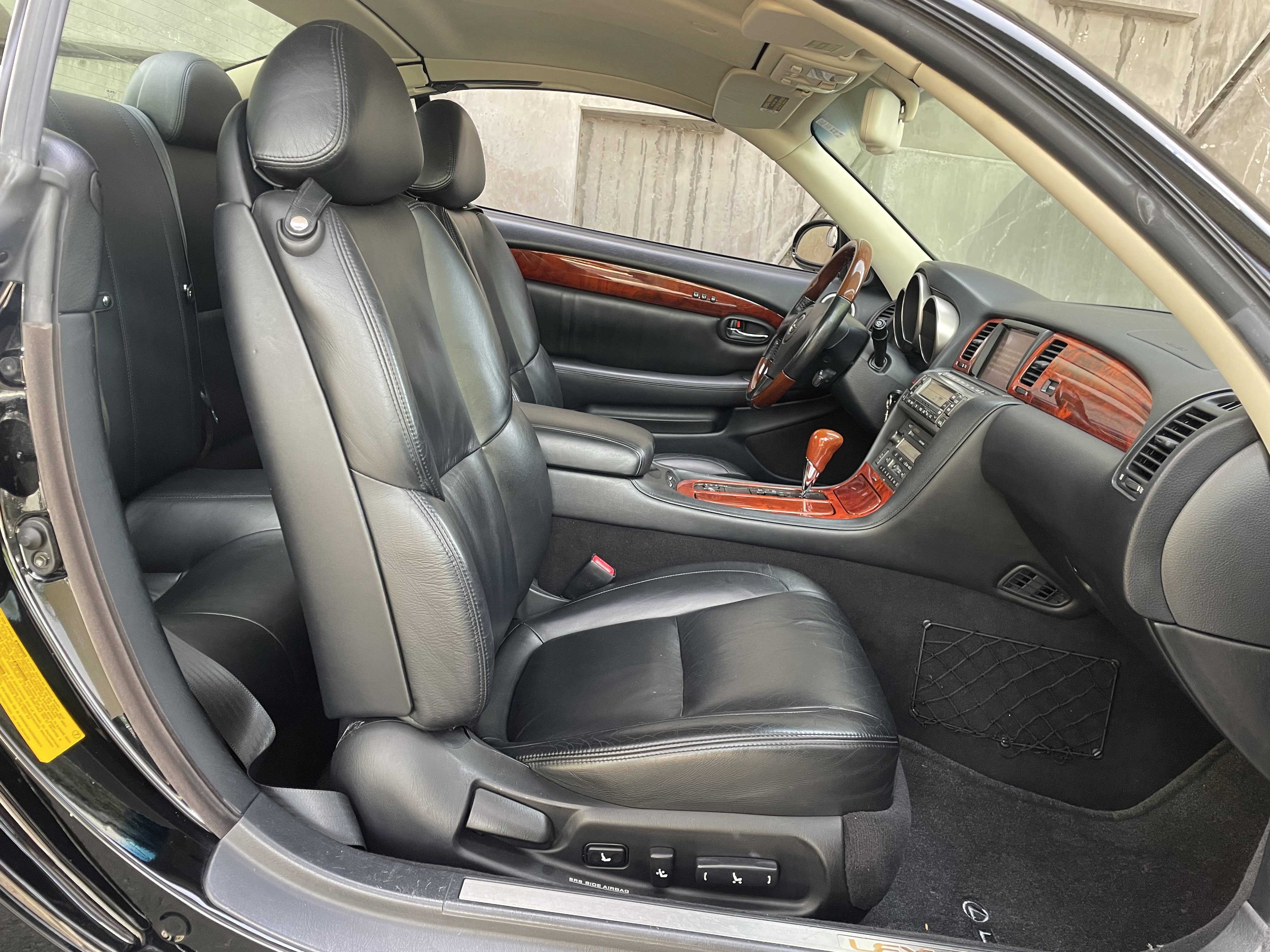 Used 2002 Lexus SC 430 Convertible image 5