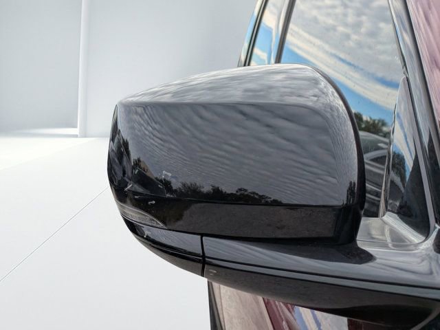 New 2025 Jeep Grand Cherokee Limited w/ Black Appearance Package RWD image 10