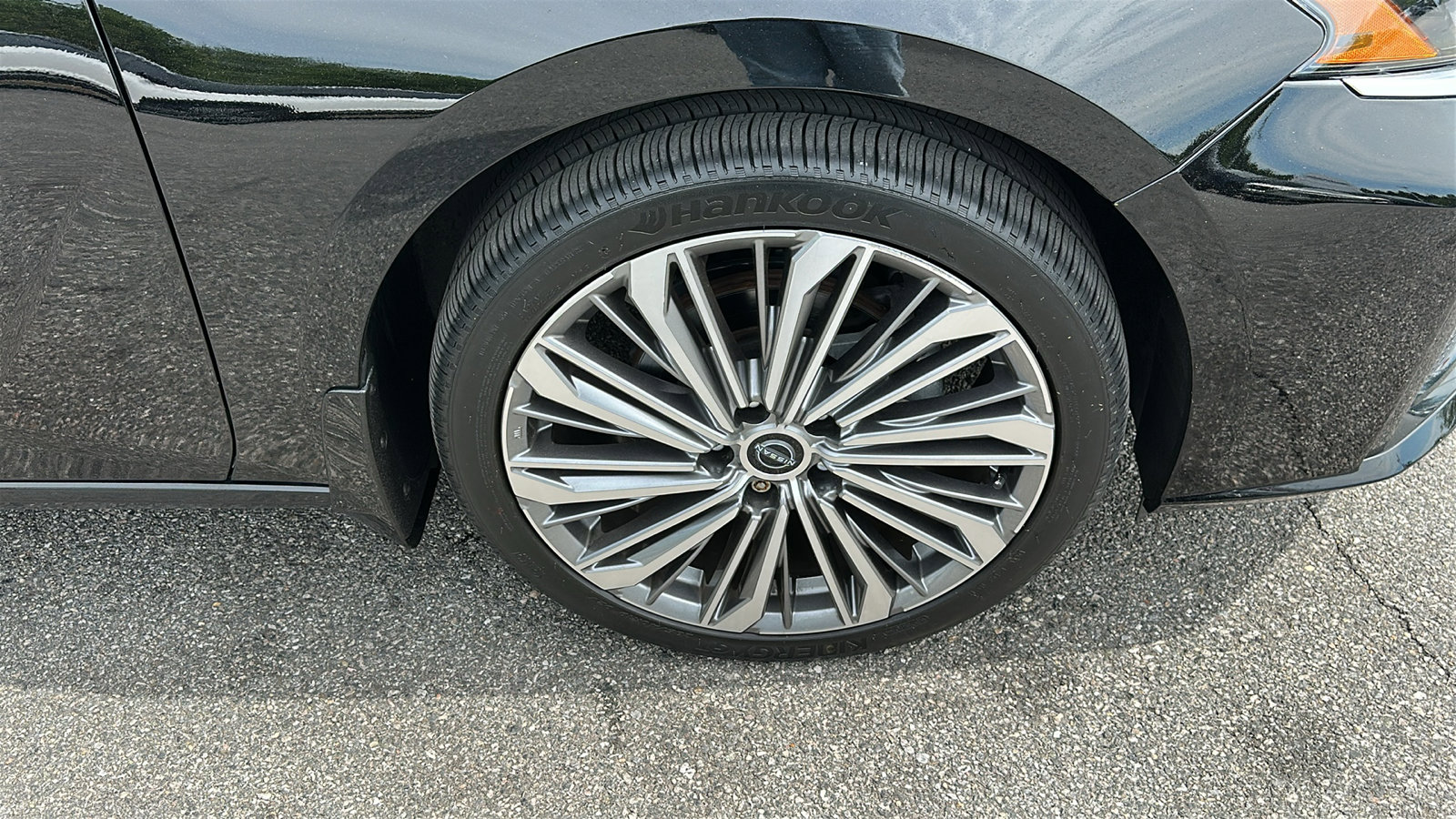 Certified 2023 Nissan Altima 2.5 SL AWD/4WD image 8