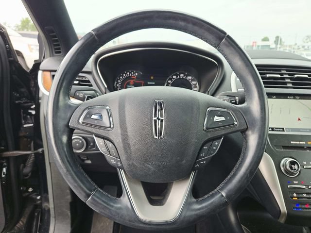 Used 2018 Lincoln MKC Reserve FWD image 10
