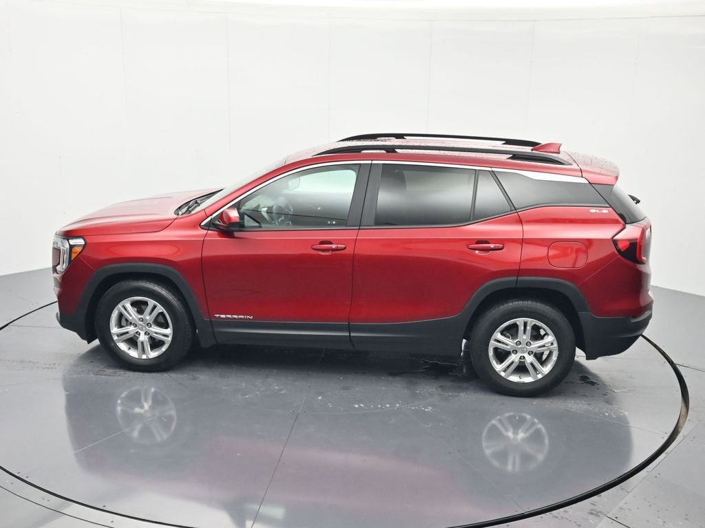 Used 2022 GMC Terrain SLE w/ Driver Convenience Package FWD image 35