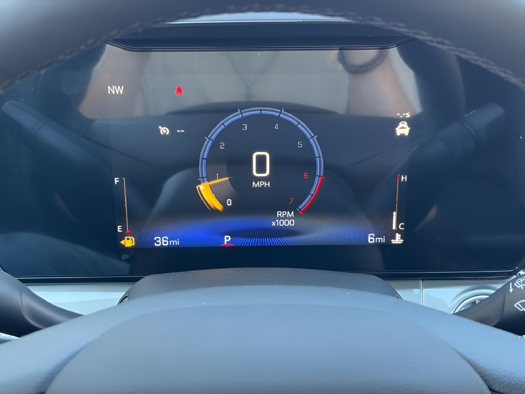 New 2026 Chevrolet Trax LT w/ Midnight Edition FWD image 21