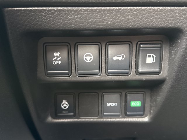 Used 2020 Nissan Rogue SV w/ Premium Package FWD image 35