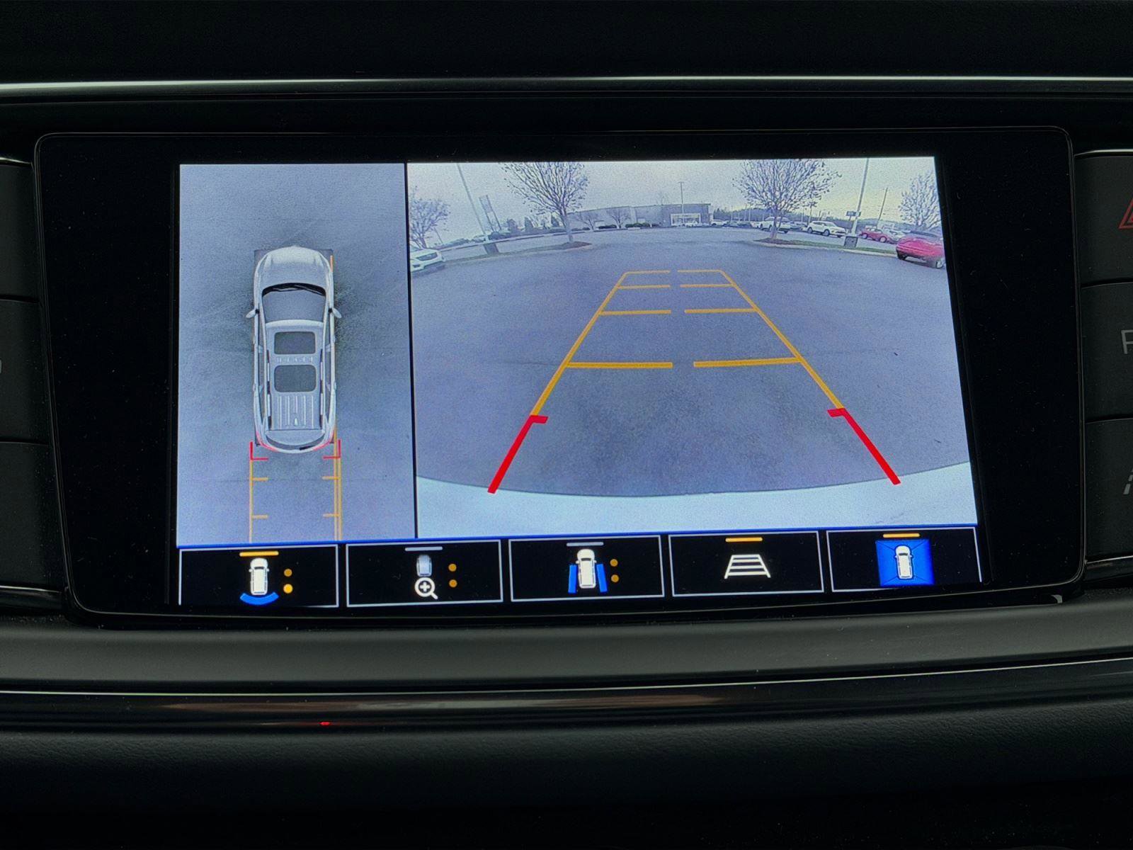 Used 2024 Buick Enclave Premium image 22