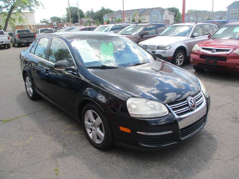 Used 2009 Volkswagen Jetta SE FWD image 1