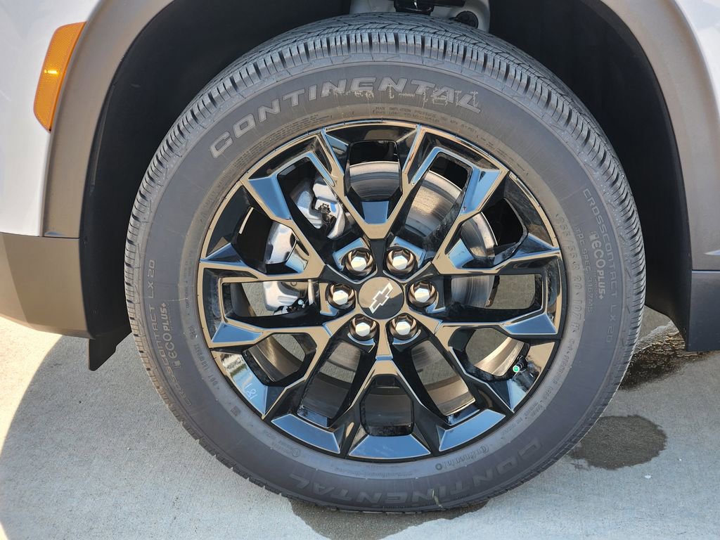 New 2026 Chevrolet Traverse RS w/ LPO, Floor Liner Package image 8