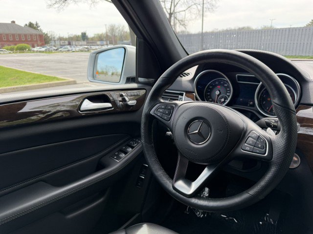 Used 2017 Mercedes-Benz GLS 450 4MATIC image 13