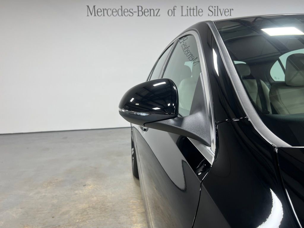 Used 2025 Mercedes-Benz C 300 4MATIC Sedan image 12