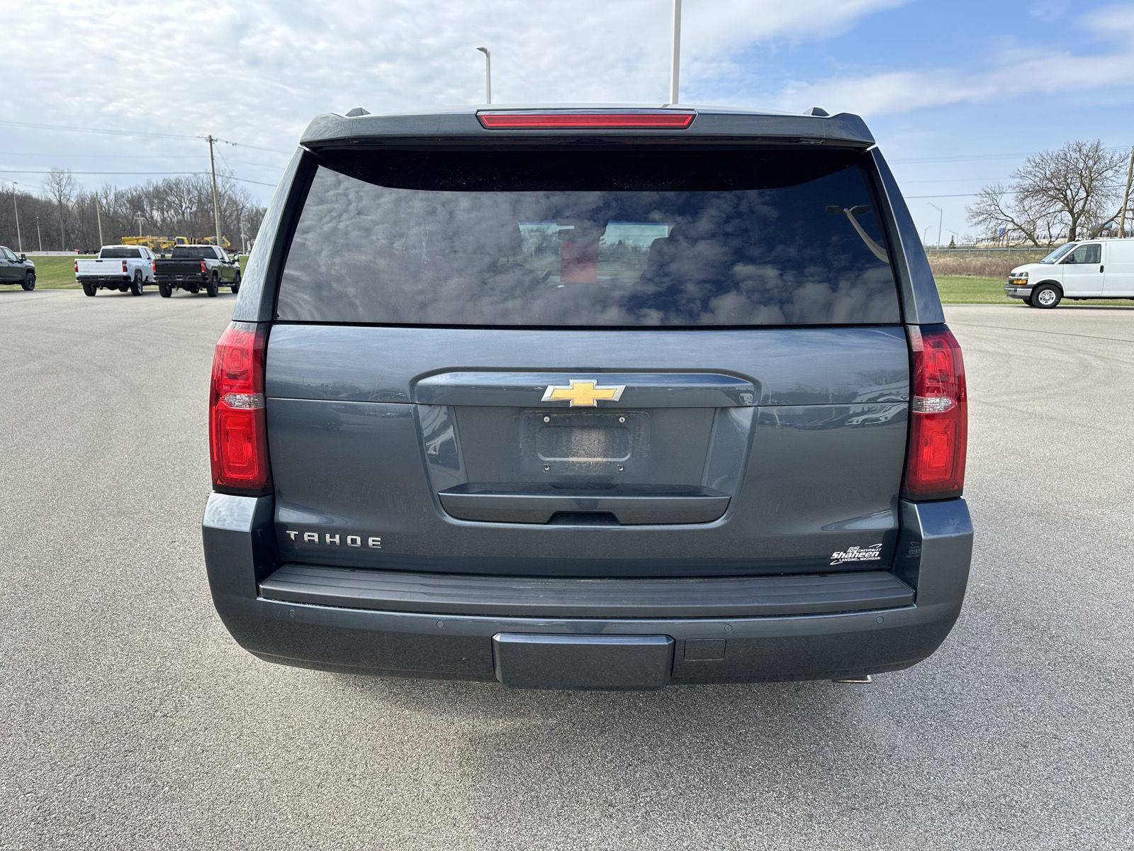 Used 2019 Chevrolet Tahoe LT w/ LT Signature Package image 4