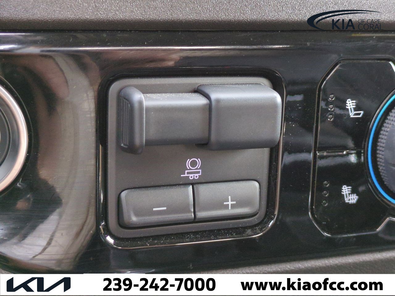 Used 2025 Chevrolet Silverado 1500 RST image 23
