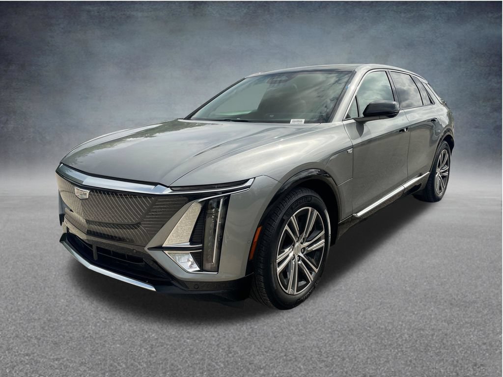 Used 2024 Cadillac Lyriq Luxury w/ LPO, Floor Liner Package AWD/4WD image 4