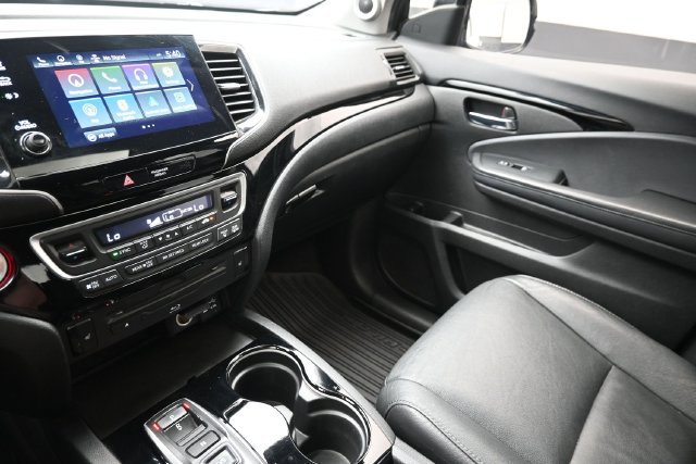 Used 2021 Honda Pilot Touring image 33