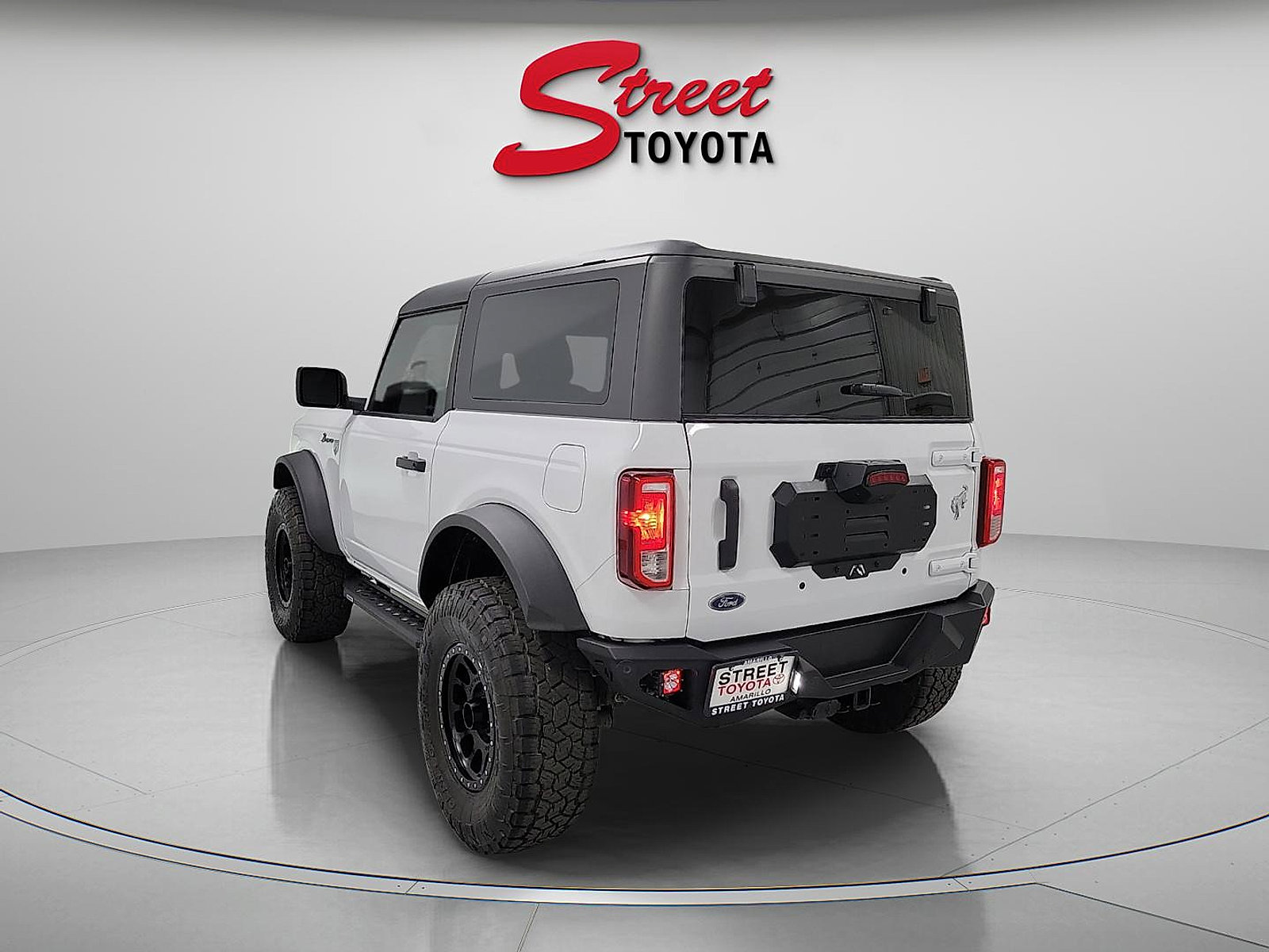 Used 2022 Ford Bronco Big Bend image 2