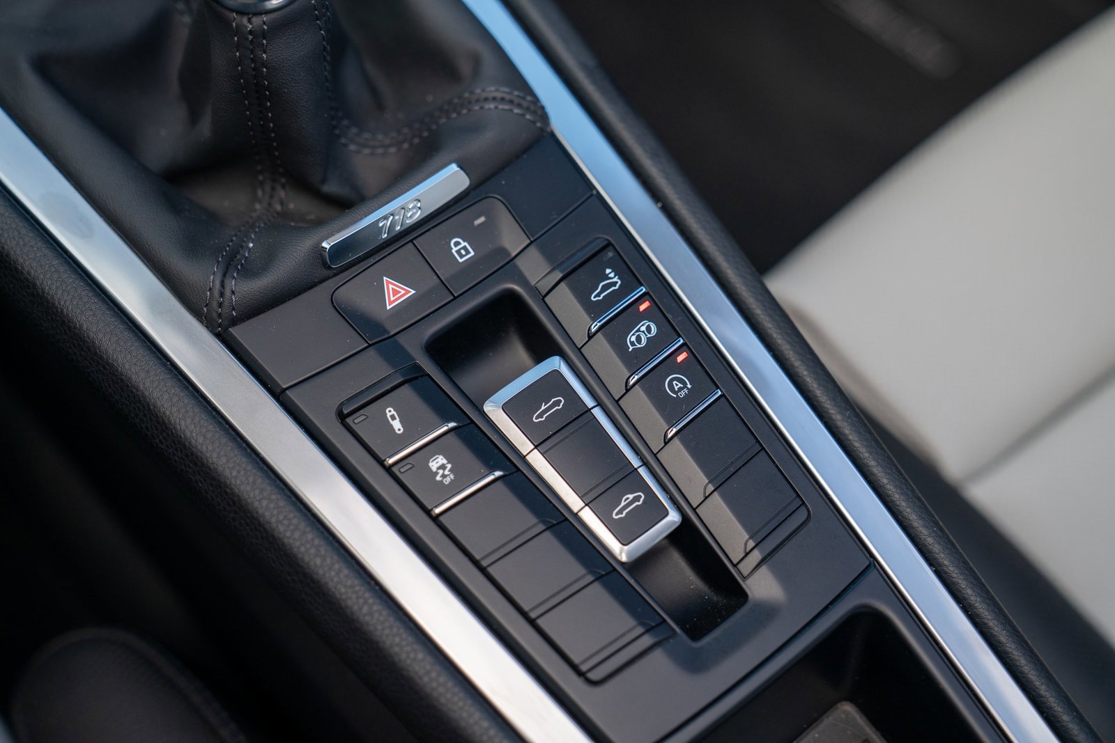 Used 2025 Porsche 718 Boxster S image 22