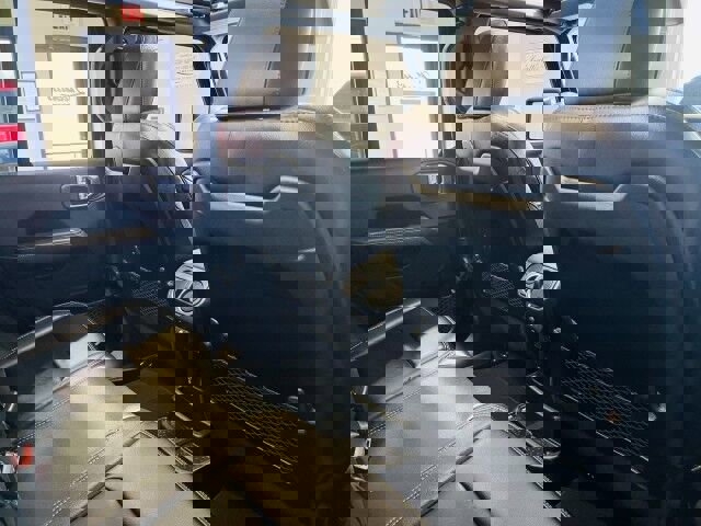 Used 2024 Jeep Wrangler Sahara w/ Technology Group AWD/4WD image 12